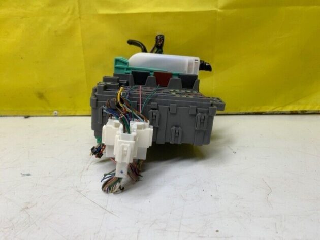 16 17 18 Acura ILX Under Dash Cabin Fuse Relay Junction Box OEM