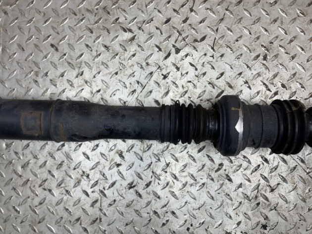 12 13 14 15 16 Porsche Cayenne 3.0L Diesel Rear Driveshaft Propeller Shaft OEM