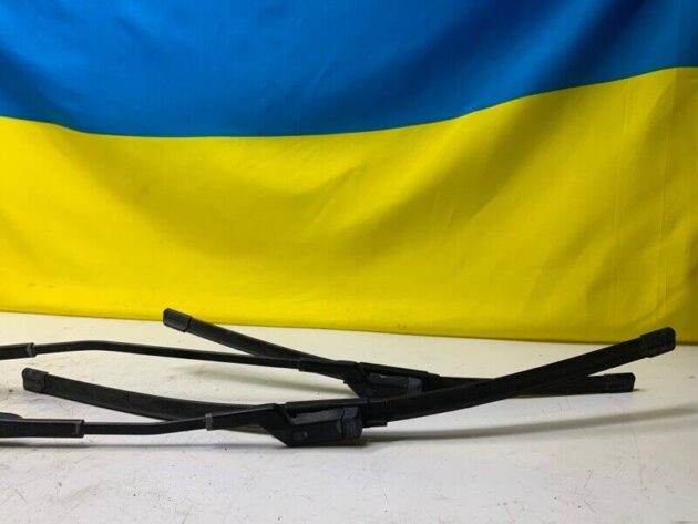 2014 14 Volkswagen CC Left & Right WINDSHIELD Wiper Arm PAIR SET OEM