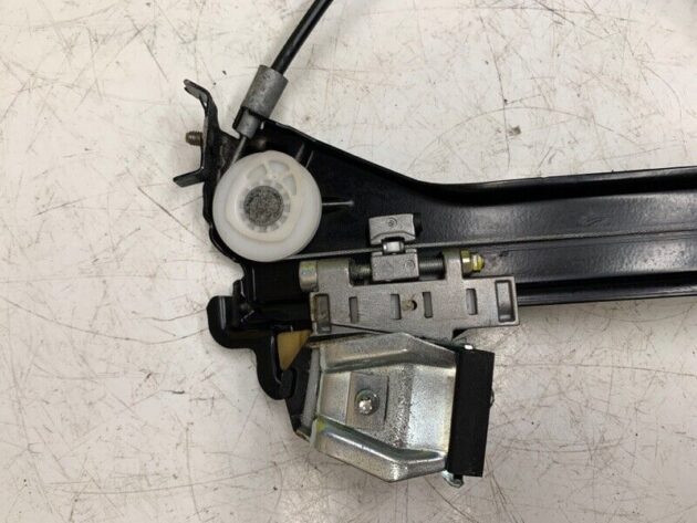 06 07 08 09 Mercedes-Benz CLK350 Front Passenger Right Window Regulator Motor