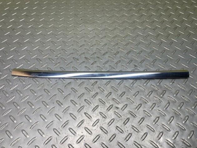 05 Bentley Continental Gt Rear Right Quarter Window Lower Chrome Trim Strip OEM