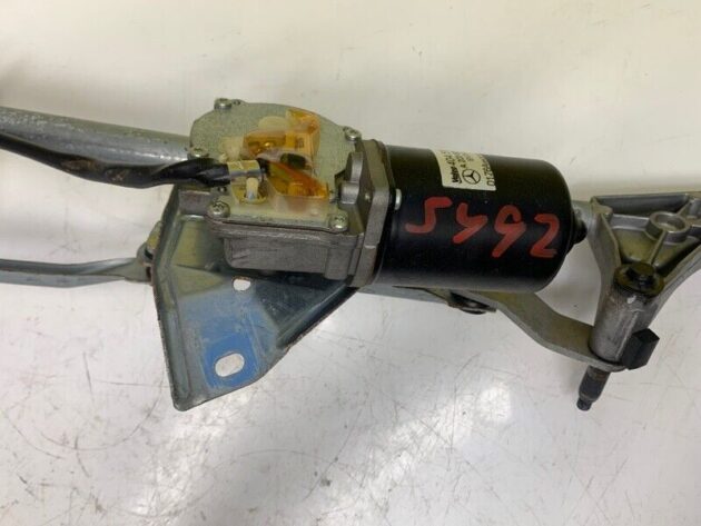 03 04 05 06 07 Mercedes-Benz CLK350 Front Windshield Wiper Motor W/ Regulator