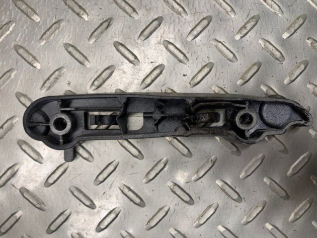 15 16 17 18 19 Range Rover Evoque Front Bumper Right Bracket OEM LR034210