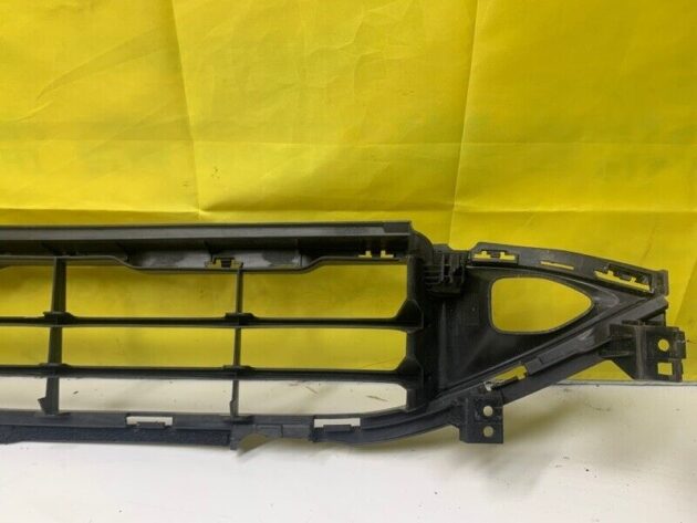 2021 - 2022 Nissan Rogue Front Bumper Lower Grille OEM 622546RR0A