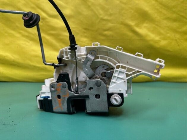 11 12 13 14 15 16 17 Dodge Journey Rear Left Side Door Lock Latch Actuator OEM