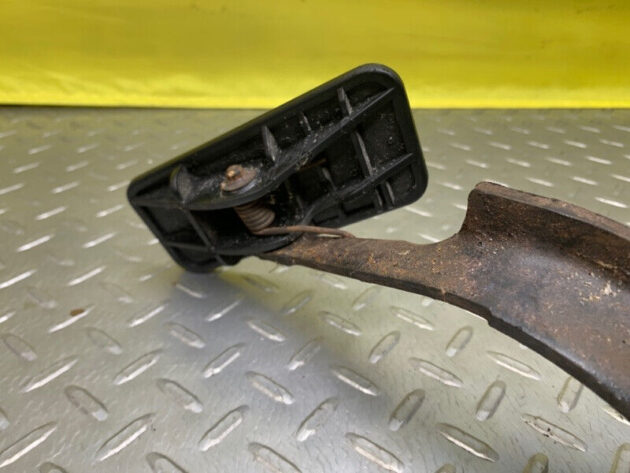 00 01 02 Cadillac Escalade Ext Accelerator Pedal OEM 19370277