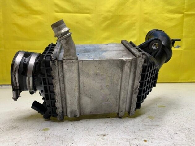 15 16 17 18 BMW F86 X6M 4.4L Twin Turbo Intercooler Air Cooler Turbocharger OEM