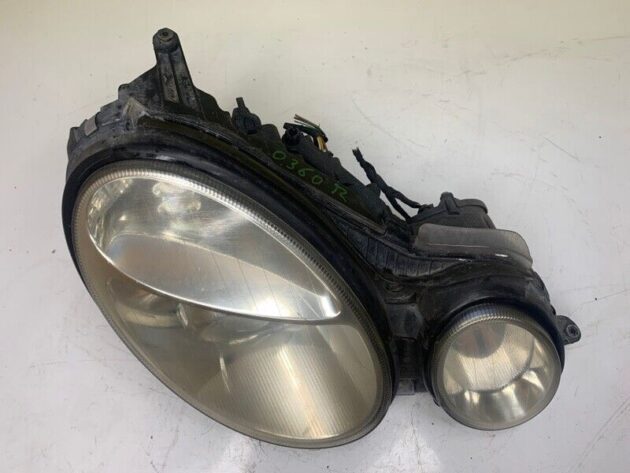 03 04 05 06 Mercedes-Benz W211 E50 Right Passenger RH Halogen Headlight OEM