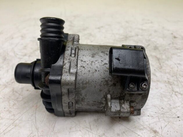 15 16 17 18 BMW X6 X6m F16 Auxiliary Cooling Water Pump OEM 1712785011301