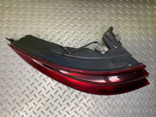 17 18 19 20 21 Porsche Panamera 4 Driver Left Tail Light Taillight OEM 971945091