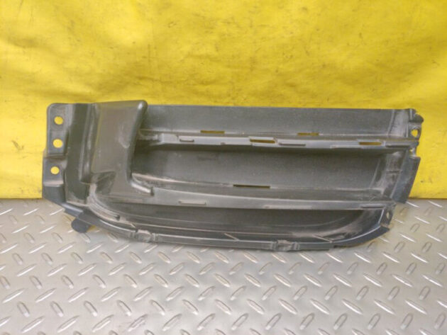 17 18 19 20 21 22 Porsche Panamera 4 Right Front Bumper Lower Grille Panel OEM