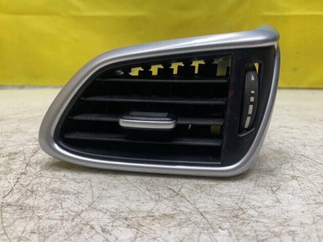 17 18 19 Infiniti QX30 Front Right Passenger Side Dash  A/C Air Vent OEM