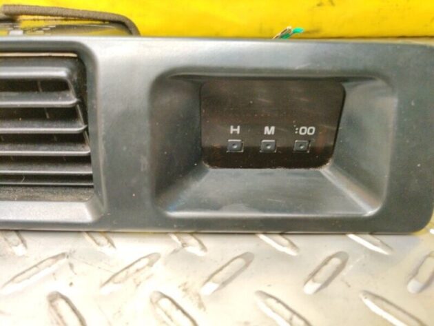 95 96 97 98 LEXUS LX 450 Front center dash air vent clock Oem 6556430010