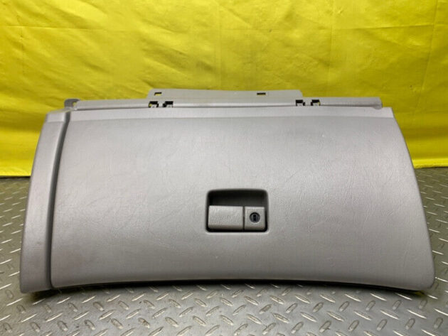 00 01 02 Toyota Avalon Glove Box Glovebox Assembly OEM 55303-AC010-B0