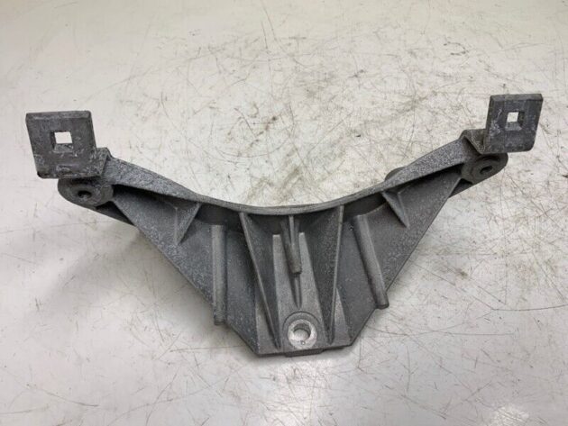 15 16 17 18 BMW X6 X6m F16 Engine Center Firewall Mount Bracket Support OEM