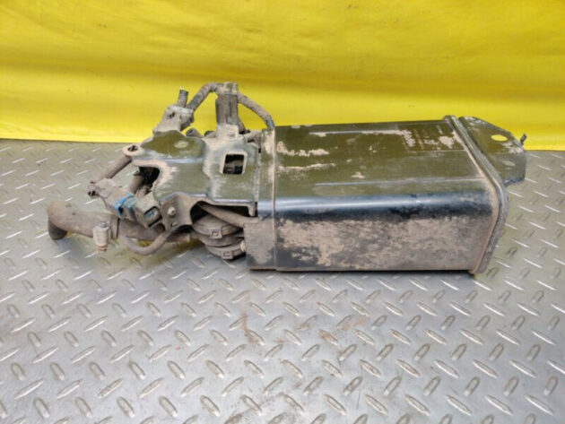 00 01 02 03 04 Toyota Avalon Fuel Vapor Charcoal Canister OEM 77740-06100