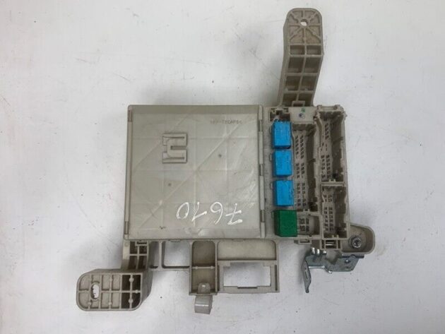 04 05 06 07 08 09 Lexus GX470 4.7L Interior Junction Under Dash Fuse Box OEM