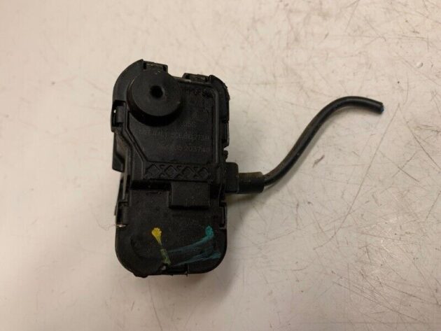 15 16 17 18 Volkswagen Passat Fuel Filler Door Lock Actuator OEM 5C6810773H