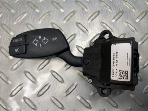 05 06 07 BMW E60 530i Column Turn Signal Control Switch OEM 61316951349