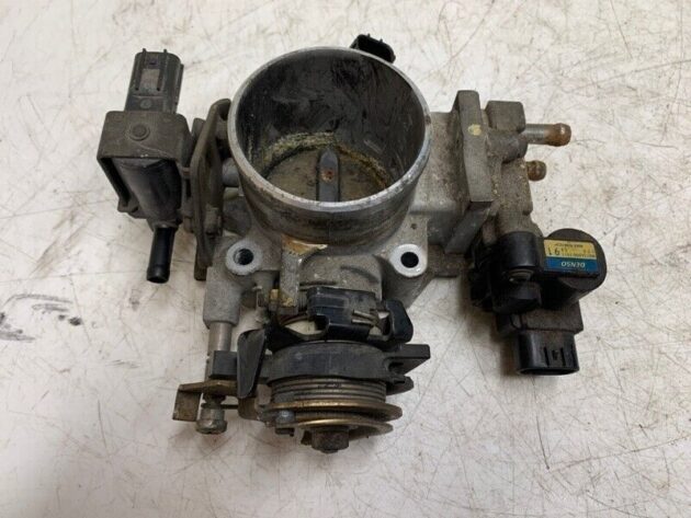 00 01 02 03 04 05 Honda Civic 1.7L Throttle Body  OEM  16400-PLR-A54