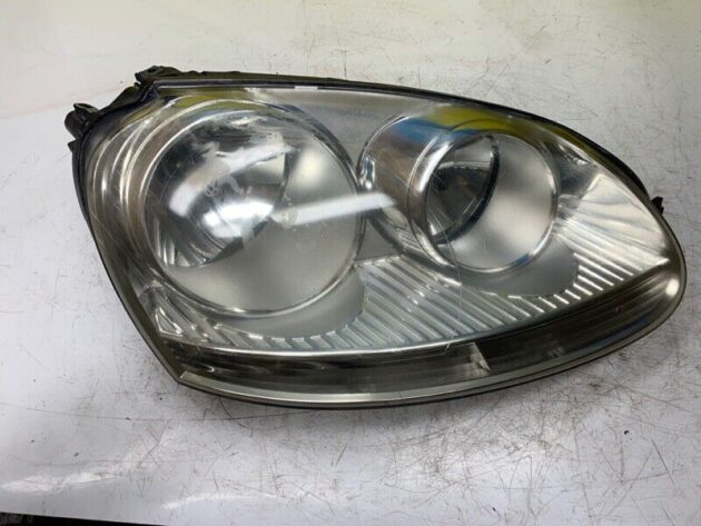 05 06 07 08 09 Volkswagen Jetta Right Passenger Side Headlight OEM