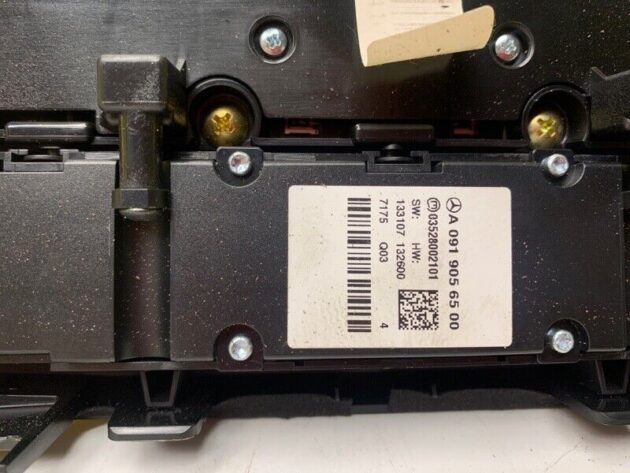 2018 18 Infiniti QX30 Radio Stereo Control Unit OEM 25391-5DA1B