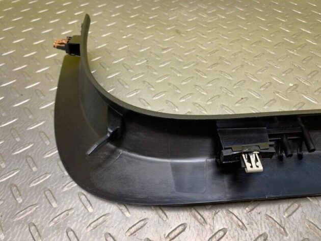 21 22 23 Cadillac Ct5 Front Left Door Sill Scuff Plate Trim Cover OEM 84673296