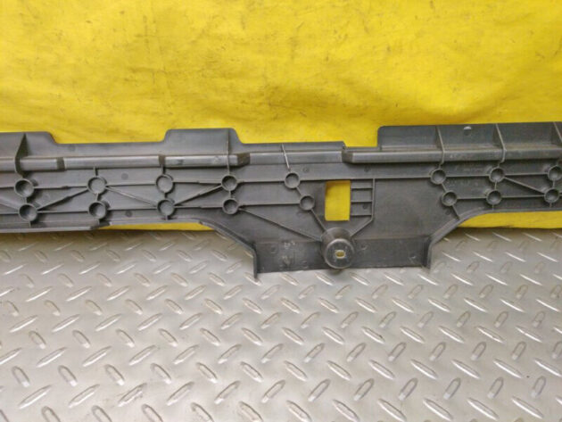 16 17 18 19 20 Porsche Panamera 4 Side support right OEM 971864596