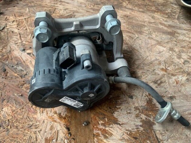 2019 2020 2021 Acura RDX TECH Rear Left Brake Caliper OEM 43230-TJB-A030-M1