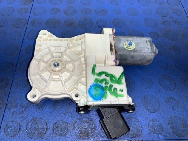 11 12 13 14 15 16 Lincoln Mks Front Right Driver Window Motor OEM 8A5Z782339A