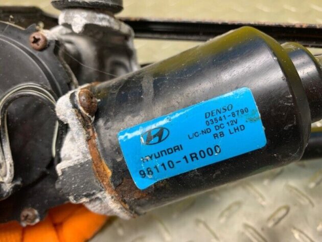 13 14 15 16 17 Hyundai Accent Windshield Wiper Motor w/ Linkage OEM 981101R000