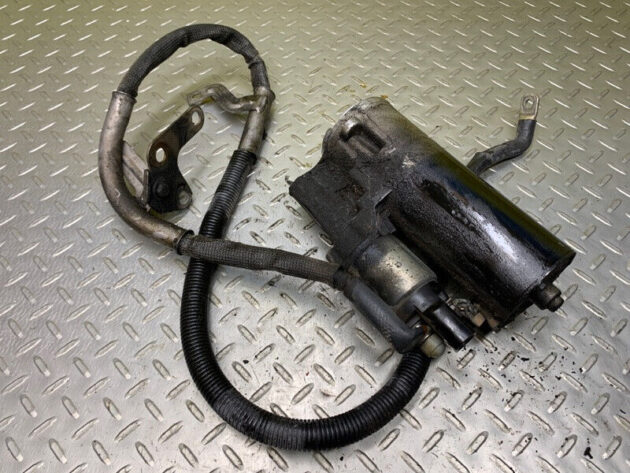 07 08 09 10 Porsche Cayenne Engine starter motor OEM 95560410700