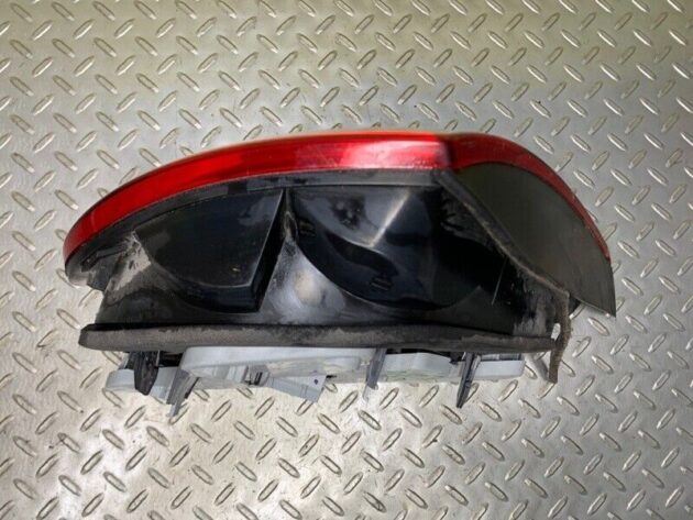 01 02 03 04 Jaguar S-Type Rear Right PassengerSide Taillight OEM XR8313404AG