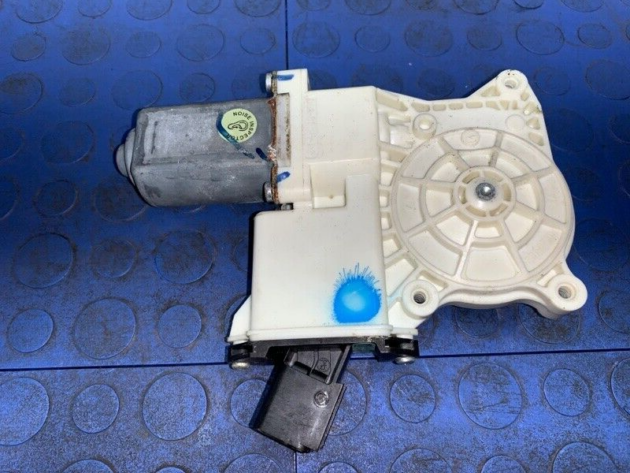 12 13 14 15 16 Lincoln Mks Front Left Driver Window Motor OEM 8A5Z7823395A