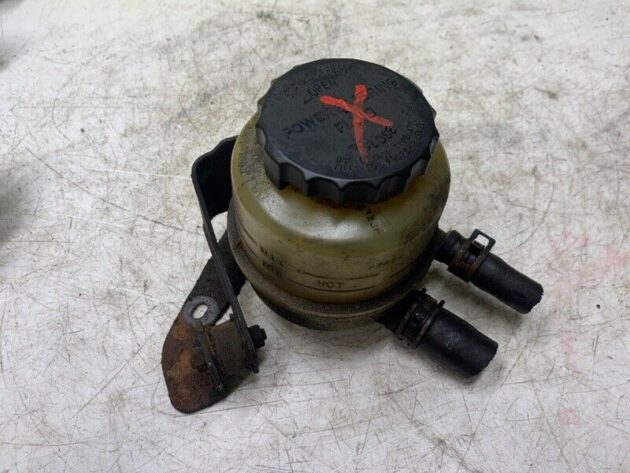 2004 2005 2006 Toyota Sequoia Power Steering Pump Oil Fluid Reservoir Bottle OEM