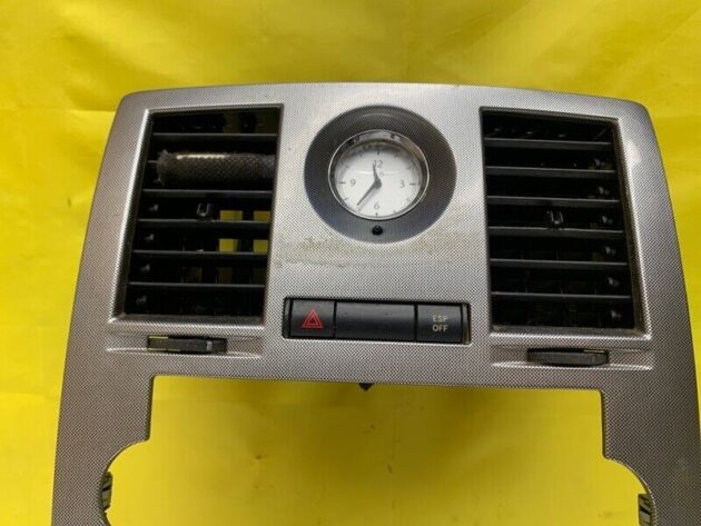 05 06 07 Chrysler 300 Front A/C Heather Climate Control Switch OEM 55111870AJ