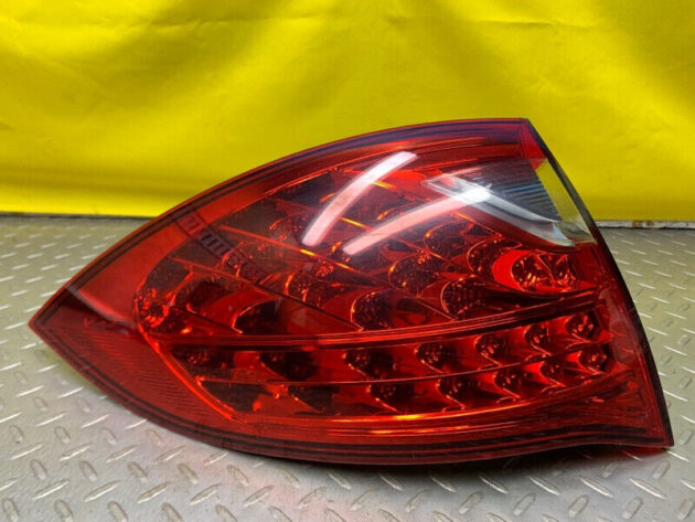 11 12 13 14 Porsche Cayenne Rear Left Outer Taillight Tail Light OEM 7P5945095AA