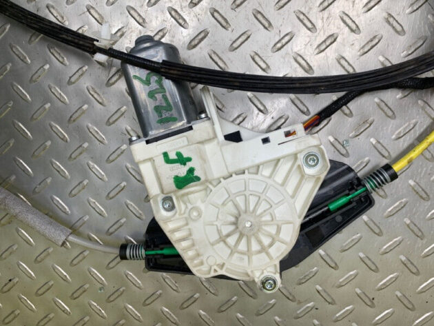 13 14 15 16 Audi A4 Front right window regulator OEM 8K0837462E