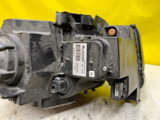 2017 2018 2019 2020 2021 Jeep Grand Cherokee Driver LH Side Headlight OEM