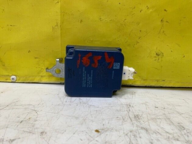 11 12 13 14 15 16 Toyota Sienna Door Receiver Computer Control Module Unit OEM