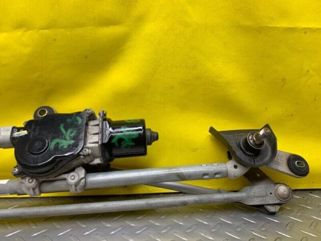 13 14 15 16 17 18 19 Nissan Pathfinder Windshield Wiper Motor w/ Regulator OEM