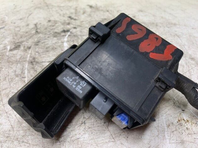 2007 2008 2009 Mitsubishi Eclipse Under Hood Fuse Relay Box OEM MR986305