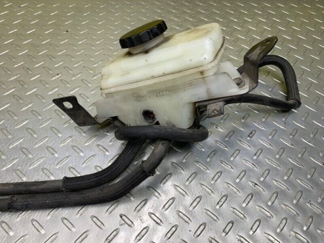 06 07 08 09 Toyota Camry Brake Master Cylinder Reservoir Tank Bottle OEM