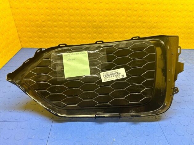 17 18 19 Honda Civic Front Left Driver Side Fog Light Cover OEM 71108-TGG-A0