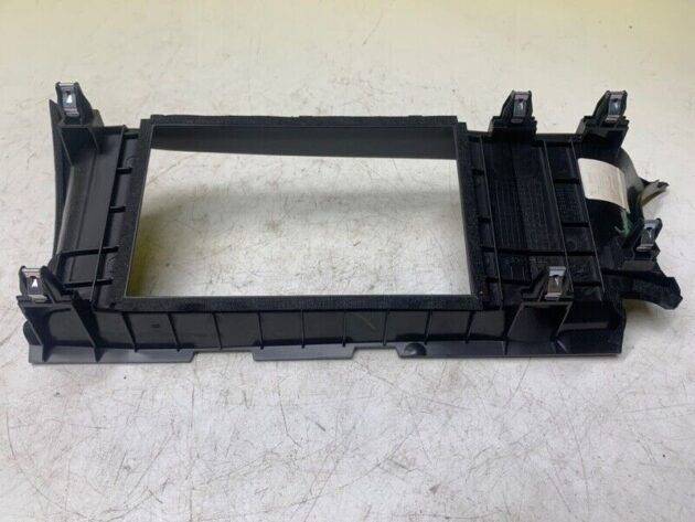 2018 18 INFINITI QX30 Center Dash Display Screen Bezel OEM 682705DF0A