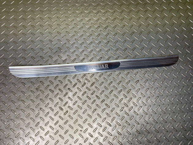 00 01 02 03 Jaguar S-Type Front Right Passenger Sill Scuff Plate Chrome OEM