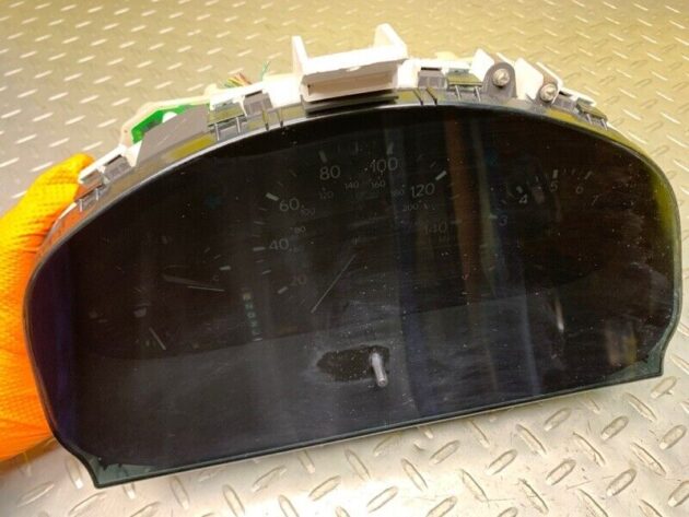 01 02 03 Lexus RX300 Instrument Cluster 267K Miles OEM 83800-48023