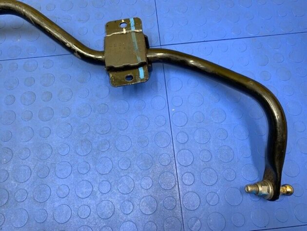 20 21 22 Cadillac CT5 Front Stabilizer Bar OEM 2687172