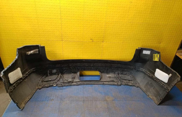 18 19 20 VW ATLAS Rear Bumper w/ Park Sensor Assy OEM 3CN807421