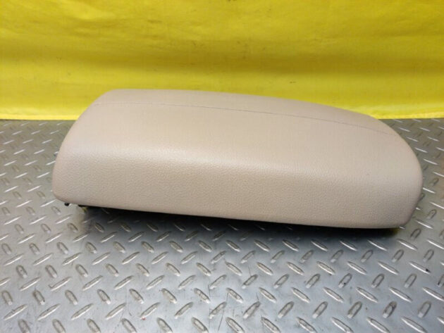 09 10 11 12 13 Kia Sorento Center Console Armrest Lid Cover OEM 846602P000J7